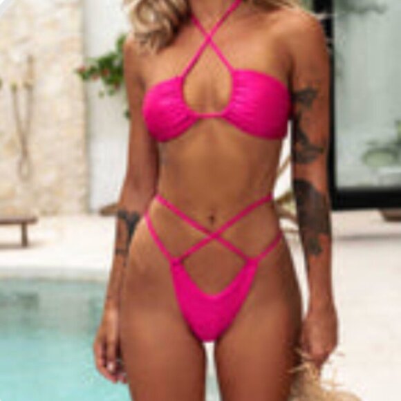 Hard Swimwear hot pink bikini size small (top+bottom) - Picture 1 of 3